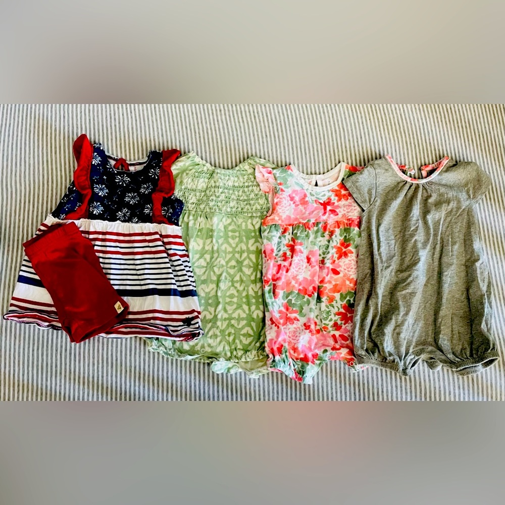 Burt’s Bees Rompers & Short Set Size 12 Months